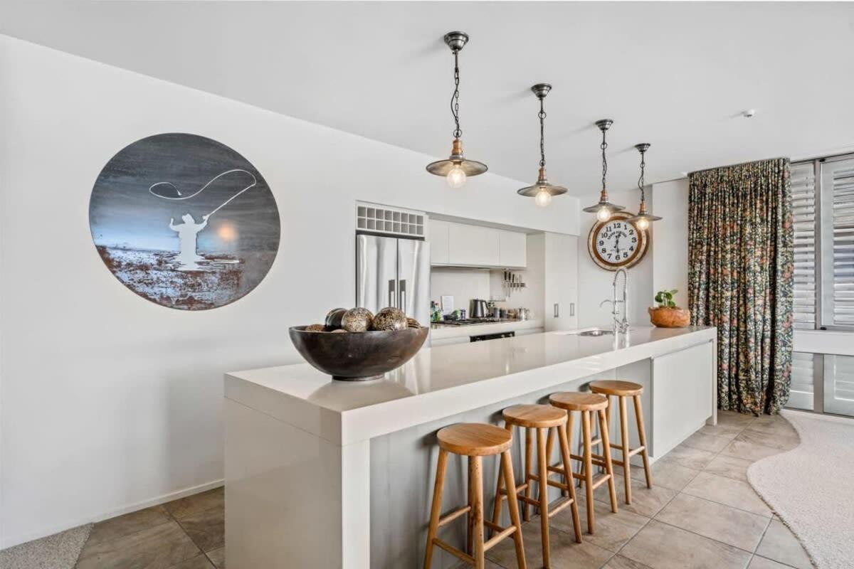 Pembroke Luxury Apartment Wanaka Eksteriør bilde